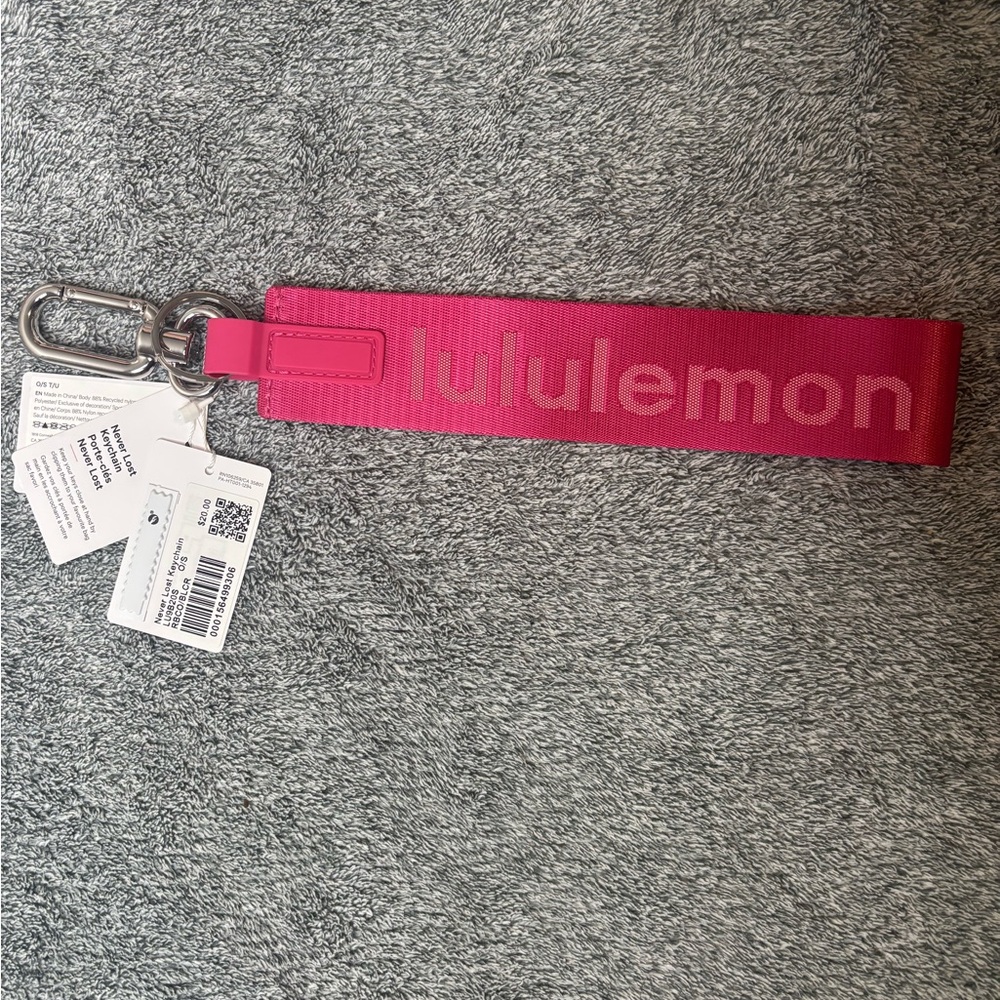 Lululemon Never Lost Keychain - Raspberry Coulis/Bright Coral